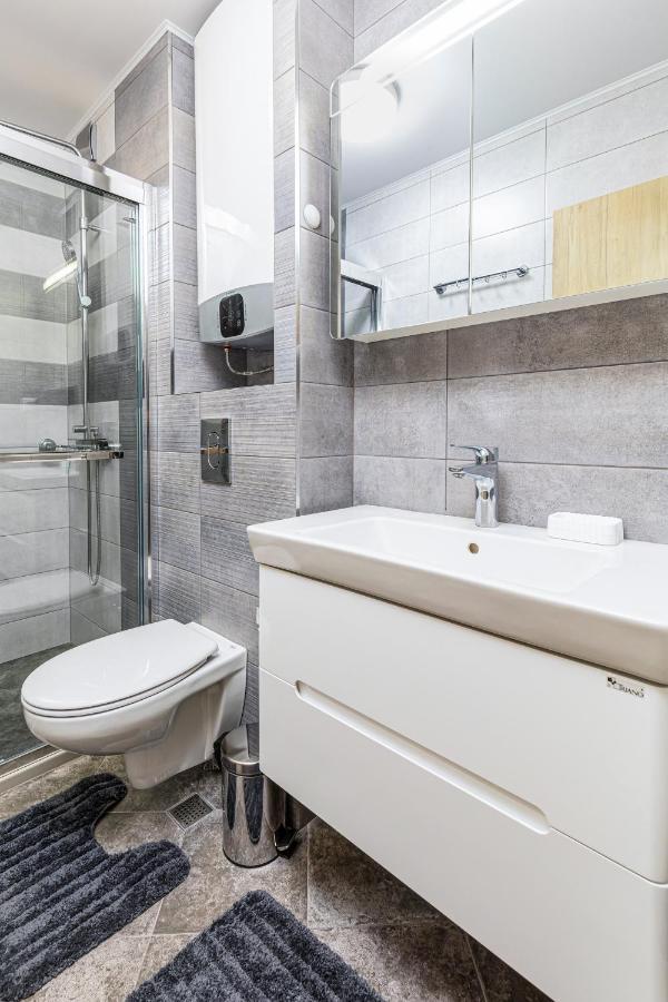 Stylish 1Bd Flat With A Parking Spot By Flat Mаnager Apartman Plovdiv Kültér fotó